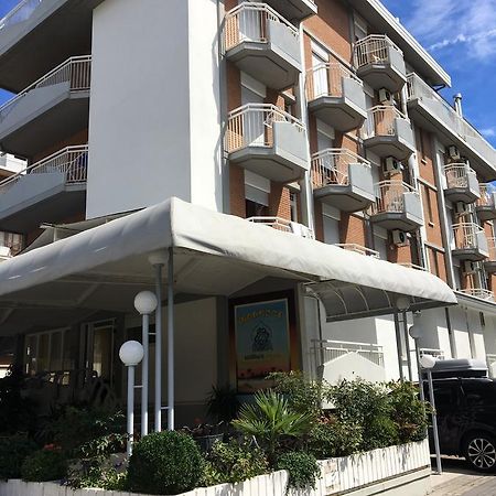 Residence Moresco Lido di Jesolo Eksteriør billede