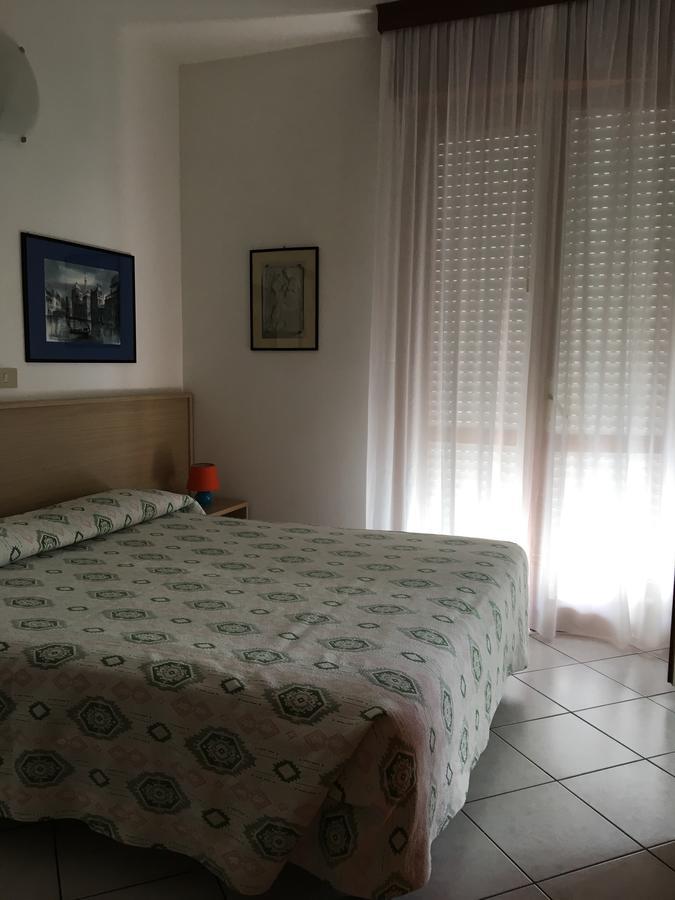 Residence Moresco Lido di Jesolo Eksteriør billede