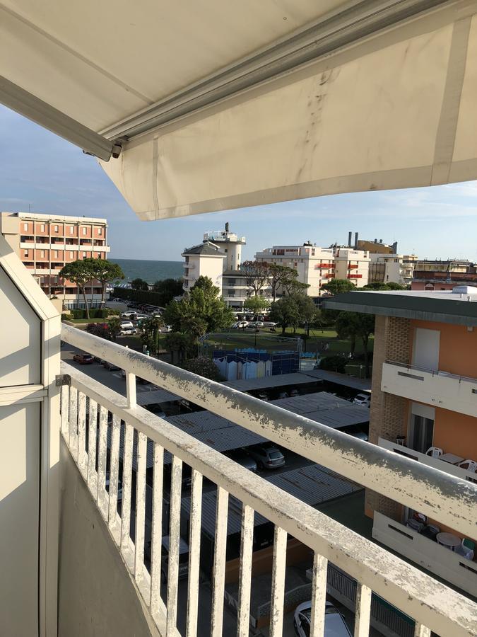 Residence Moresco Lido di Jesolo Eksteriør billede