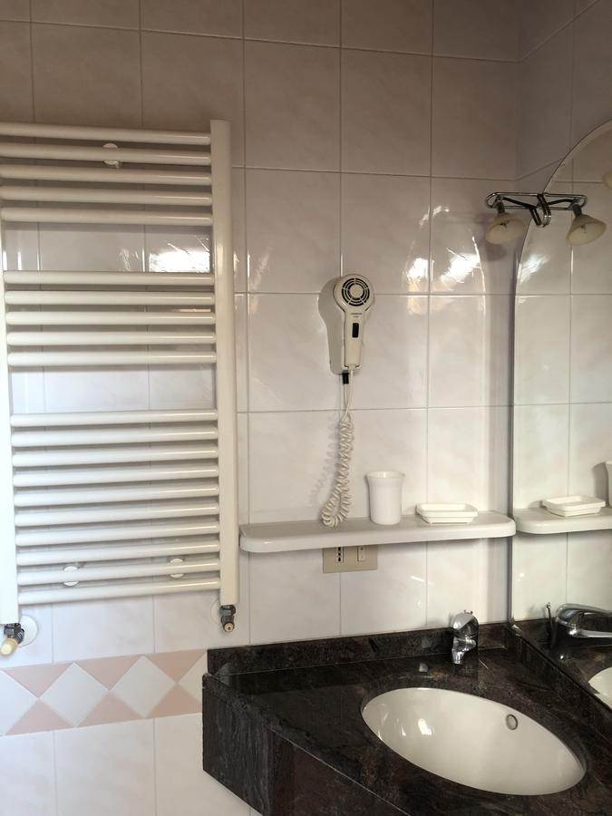 Residence Moresco Lido di Jesolo Eksteriør billede